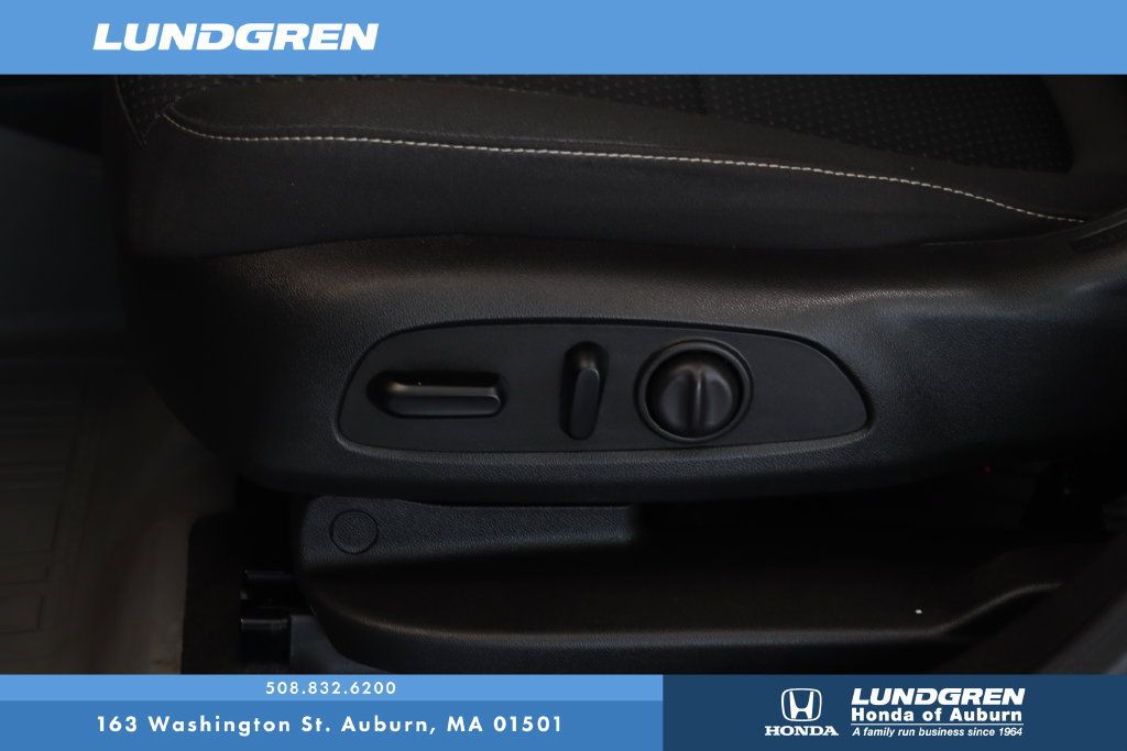 Used 2023 GMC Acadia SLE w/ Driver Convenience Package AWD/4WD image 13