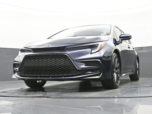 Used 2025 Toyota Corolla SE image 46