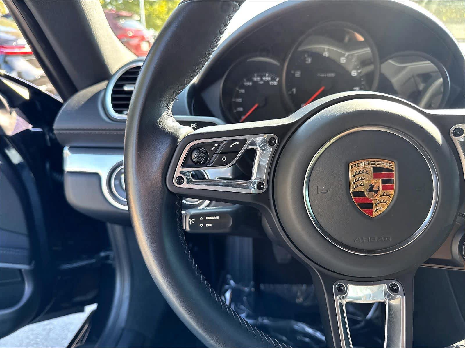 Used 2024 Porsche 718 Cayman RWD image 13