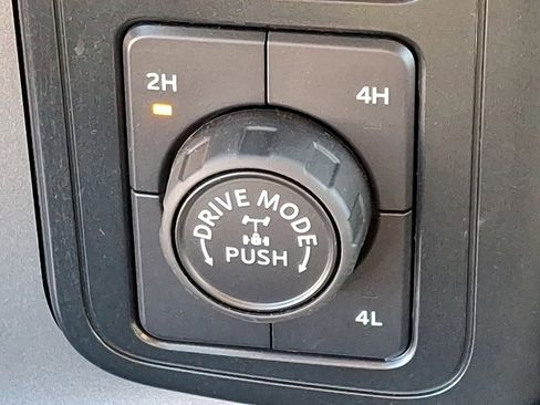 Used 2025 Ford F150 XLT w/ Equipment Group 302A MID image 23