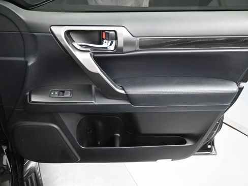 Used 2023 Lexus GX 460 w/ Black Line Special Edition image 44
