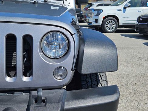 Used 2016 Jeep Wrangler Unlimited Sport w/ Connectivity Group image 11