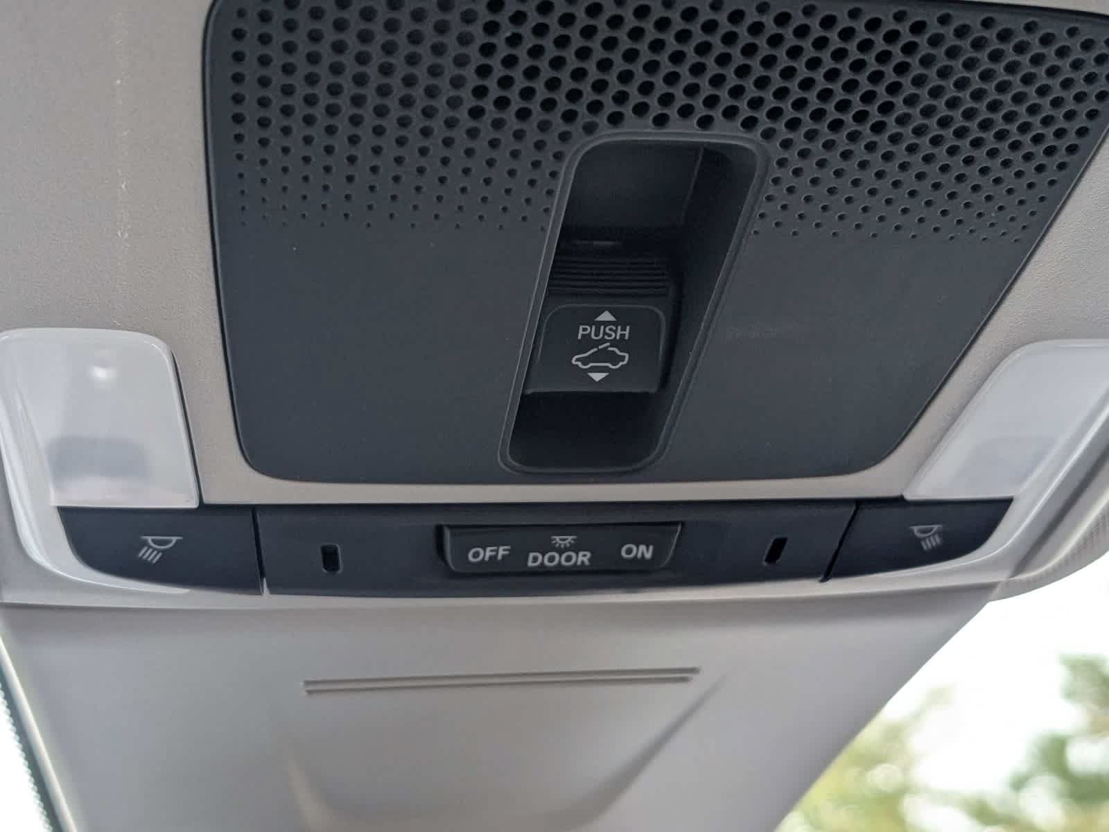 Certified 2024 Honda Civic Touring image 32