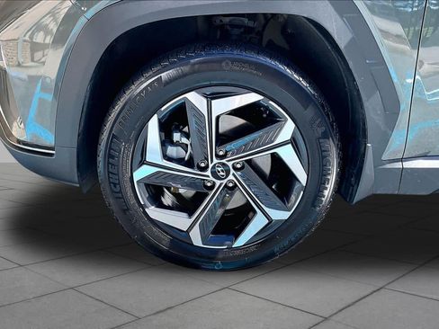 Used 2024 Hyundai Tucson Limited AWD/4WD image 11