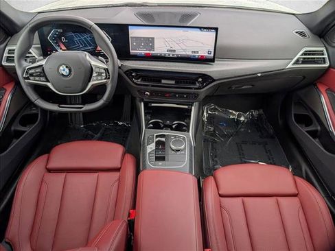 Used 2025 BMW 330i xDrive Sedan w/ M Sport Package image 19