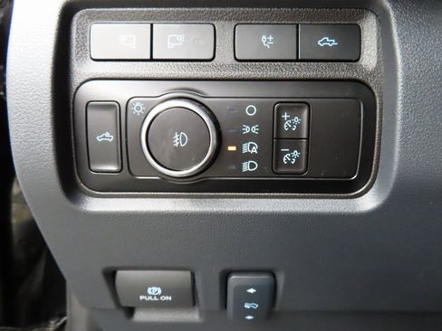 Used 2024 Ford F250 Platinum image 64