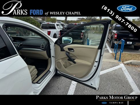 Used 2017 Acura RDX AWD w/ Advance Package image 8