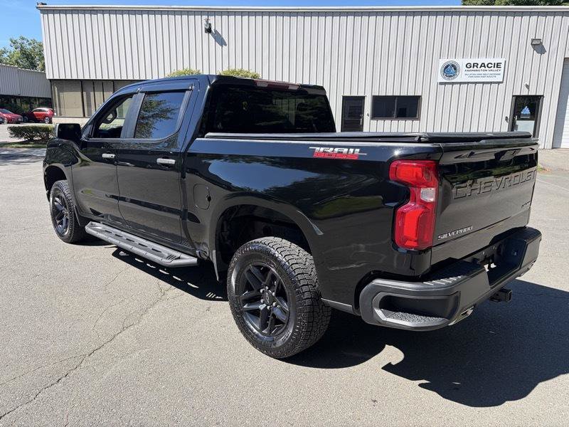 Used 2020 Chevrolet Silverado 1500 Custom Trail Boss w/ Custom Convenience Package AWD/4WD image 4