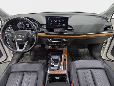 Certified 2023 Audi Q5 2.0T Premium Plus w/ Premium Plus Package image 10
