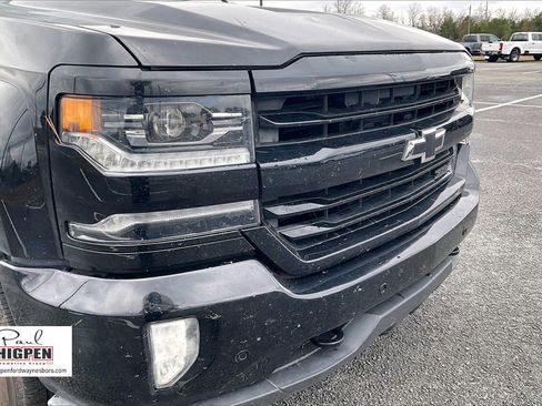 Used 2018 Chevrolet Silverado 1500 LTZ Z71 w/ Midnight Edition image 28