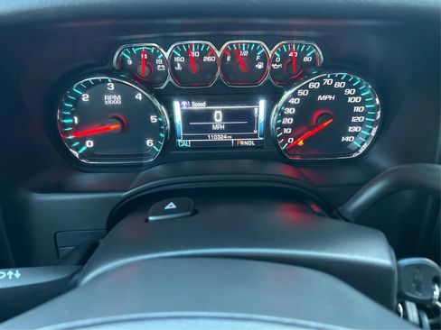 Used 2019 Chevrolet Tahoe LT image 16