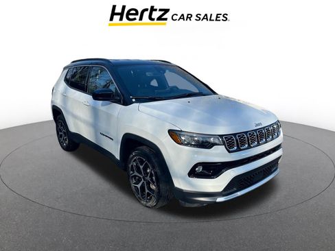 Used 2025 Jeep Compass Limited image 1