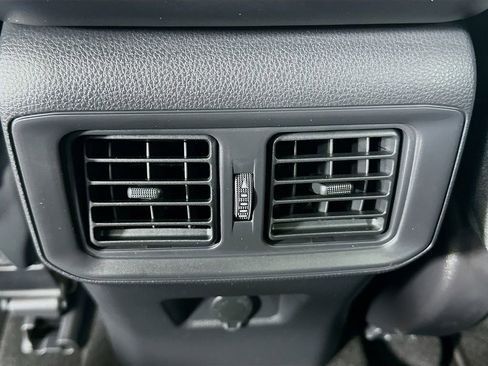 Certified 2025 Toyota RAV4 LE image 25