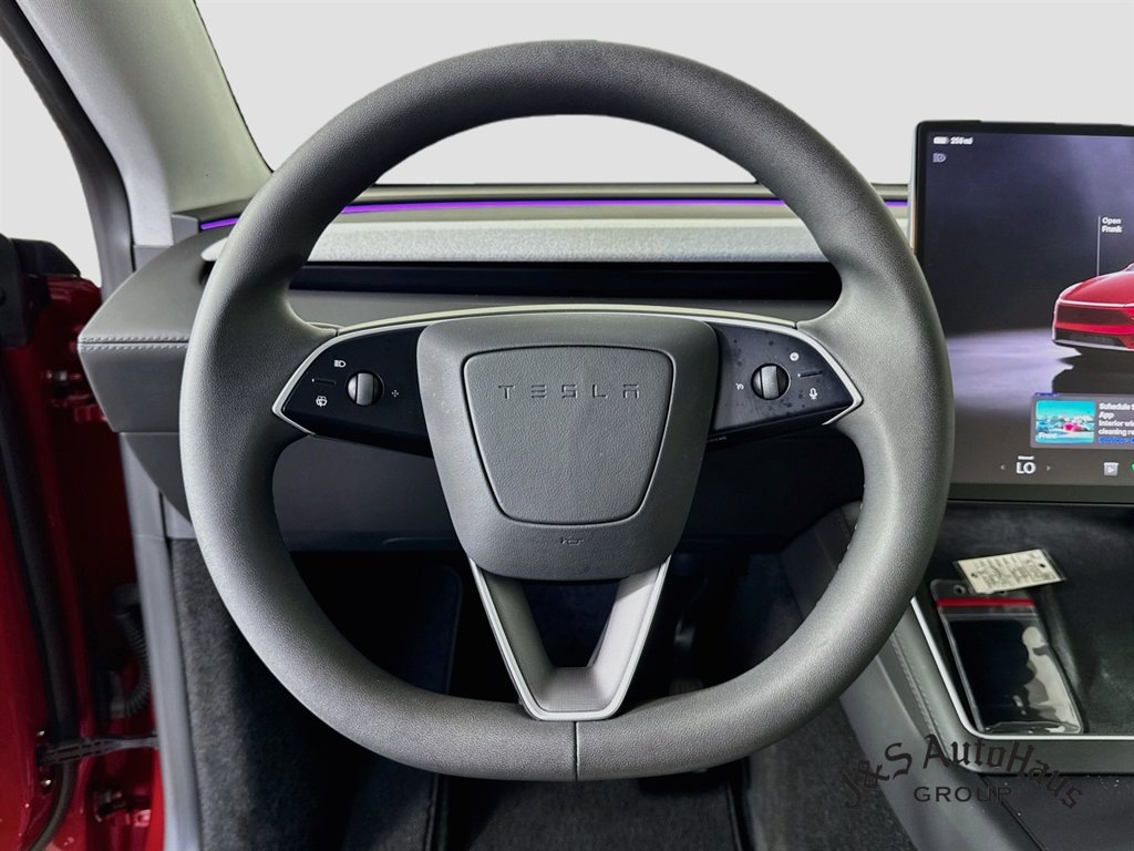 Used 2026 Tesla Model Y 2WD image 12
