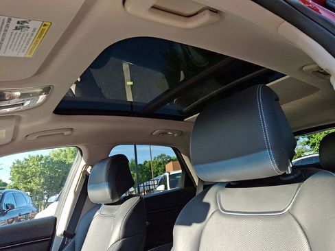 Certified 2025 Genesis GV70 2.5T w/ Advanced Package AWD/4WD image 15