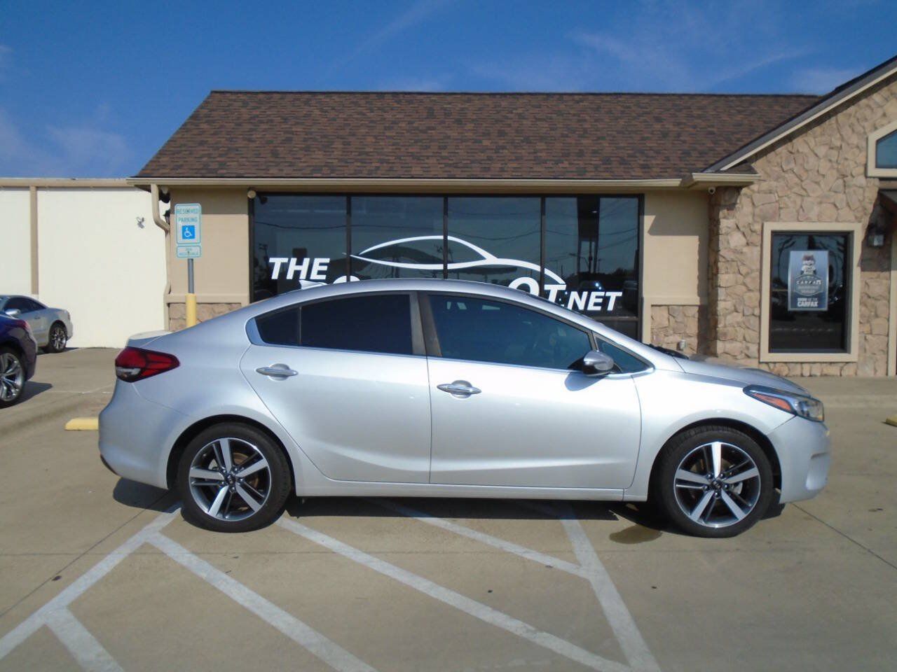 Used 2017 Kia Forte EX FWD image 5