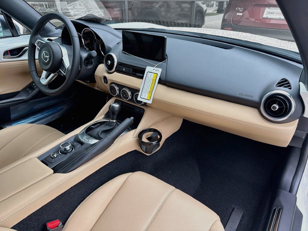 New 2026 MAZDA MX-5 Miata Grand Touring w/ Weather Package RWD image 31