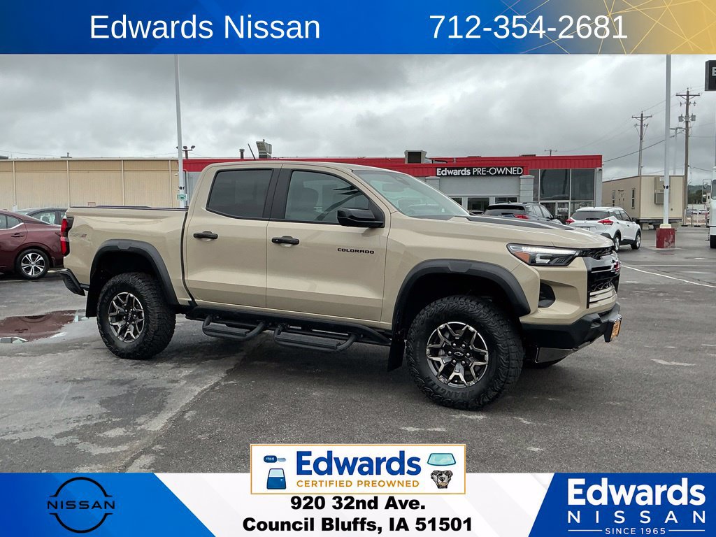 Used 2023 Chevrolet Colorado ZR2 w/ ZR2 Convenience Package III AWD/4WD image 1
