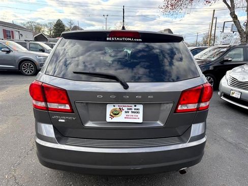 Used 2013 Dodge Journey SE image 7