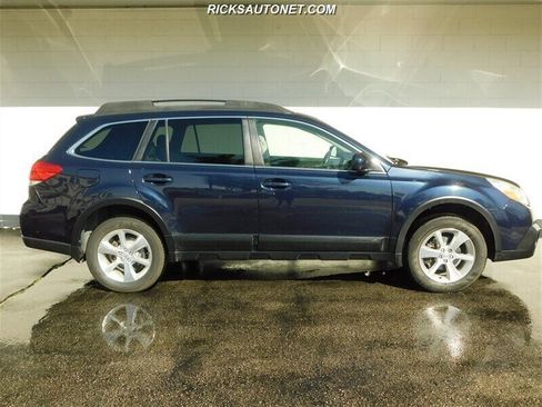 Used 2013 Subaru Outback 2.5i Limited image 5