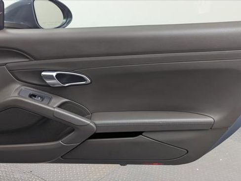 Used 2017 Porsche 718 Cayman S image 18