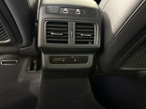 Used 2025 Audi Q5 Premium Plus w/ Premium Plus AWD/4WD image 18
