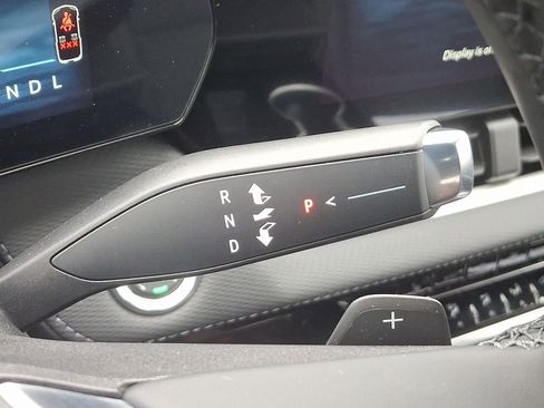 New 2026 Chevrolet Equinox LT w/ Convenience Package II image 7