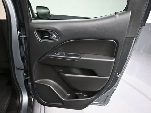 Used 2022 Chevrolet Colorado LT w/ LT Convenience Package image 33