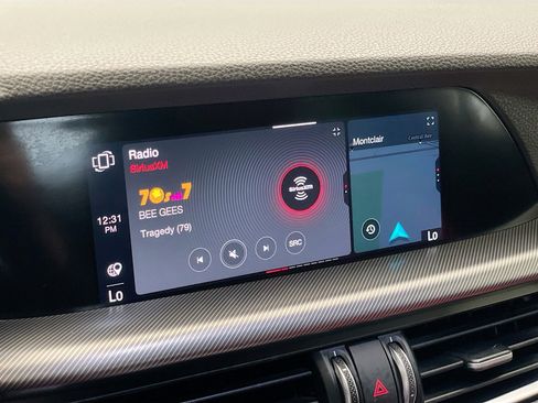 Used 2022 Alfa Romeo Stelvio Veloce image 11