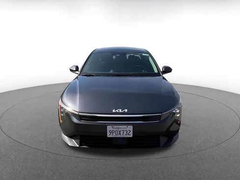 Used 2025 Kia K4 LXS image 4
