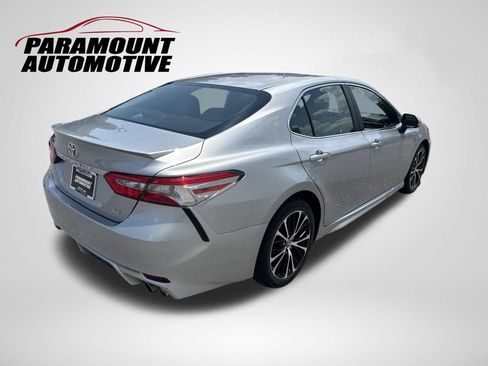 Used 2018 Toyota Camry SE FWD image 7