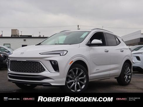 New 2026 Buick Encore GX Avenir w/ Avenir Technology Package AWD/4WD image 1