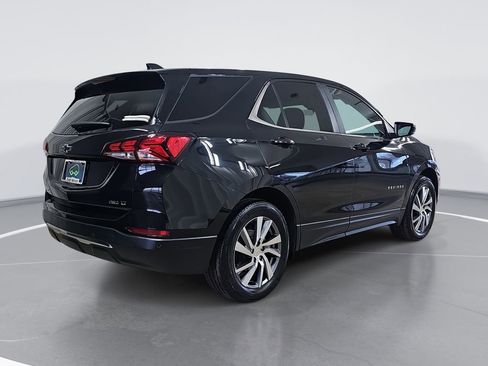 Certified 2024 Chevrolet Equinox LT image 3