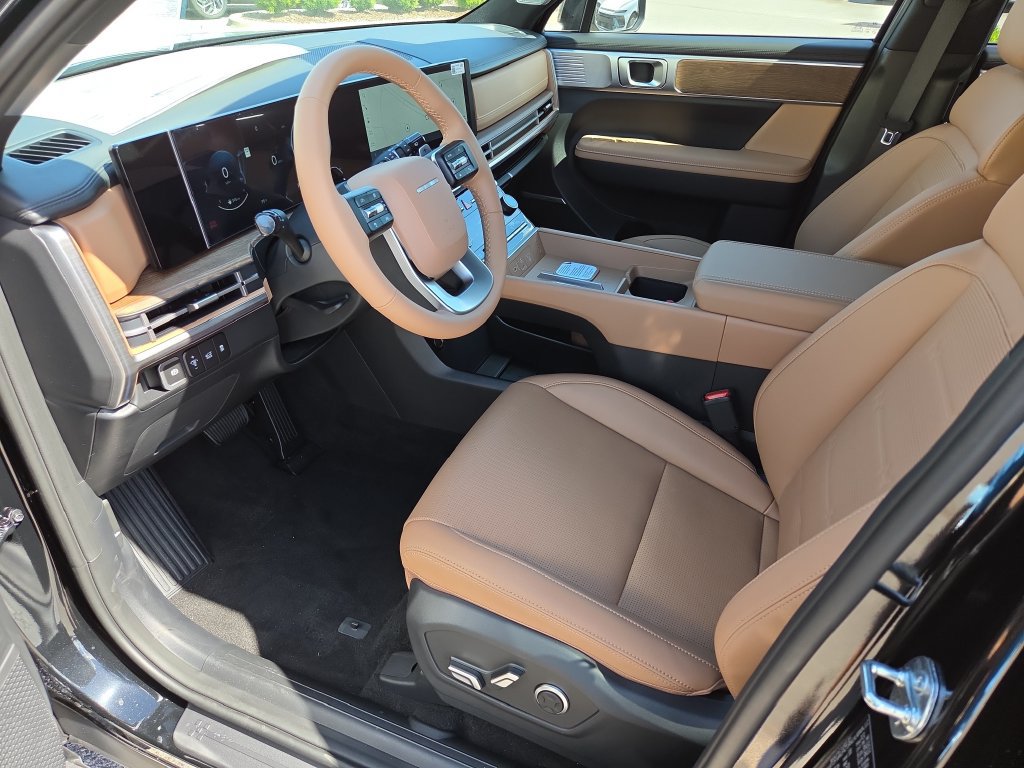 New 2027 Hyundai Santa Fe Limited FWD image 10
