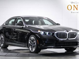 New 2026 BMW i5 eDrive40 w/ Convenience Package video 1