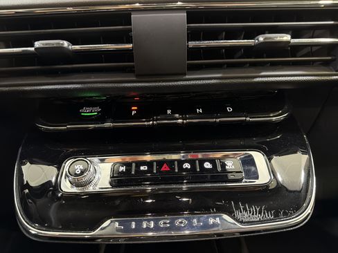 Used 2025 Lincoln Corsair FWD image 18