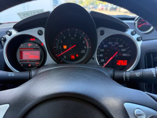 Used 2009 Nissan 370Z Touring w/ Sport Pkg RWD image 24