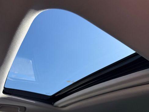 Used 2022 Honda Civic EX image 20