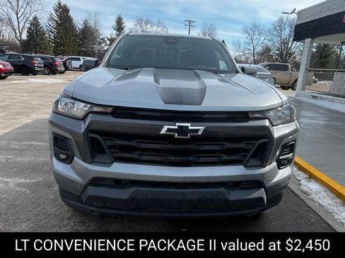 Used 2023 Chevrolet Colorado LT w/ LT Convenience Package II image 2