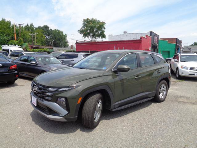 Used 2025 Hyundai Tucson SE FWD image 1