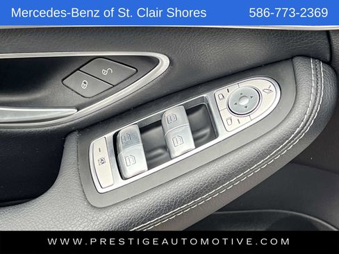 Used 2017 Mercedes-Benz C 300 4MATIC Sedan image 16
