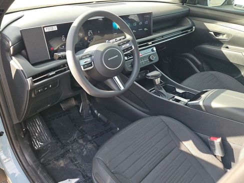 New 2026 Hyundai Santa Cruz SE image 8