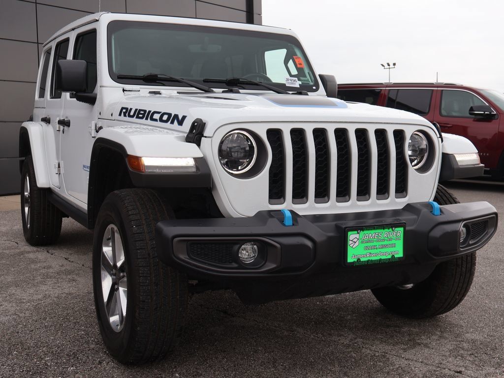 Used 2023 Jeep Wrangler Unlimited Rubicon 4xe w/ Cold Weather Group AWD/4WD image 6