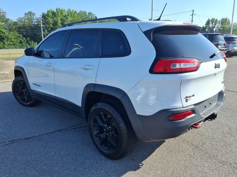 Used 2015 Jeep Cherokee Trailhawk w/ Trailer Tow Group AWD/4WD image 17
