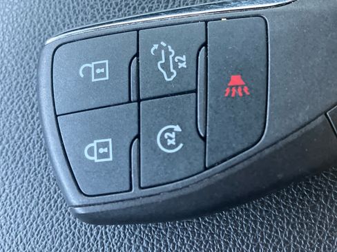 Used 2025 GMC Sierra 1500 Elevation AWD/4WD image 29