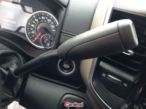 Used 2024 RAM 2500 Laramie image 31