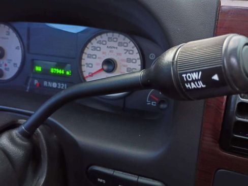 Used 2006 Ford F350 Lariat image 22