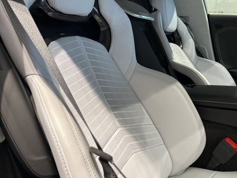 Used 2024 Chevrolet Corvette Stingray Premium Cpe w/ Battery Protection Package image 63