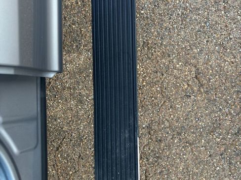 Used 2022 Ford F250 Lariat w/ Tremor Off-Road Package image 39