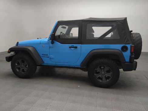 Used 2018 Jeep Wrangler Sport w/ Connectivity Group image 3